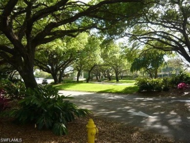 NEW TO MARKET - Welcome to this spacious, well-cared for 2 on Villages of Country Creek Golf Course in Florida - for sale on GolfHomes.com, golf home, golf lot