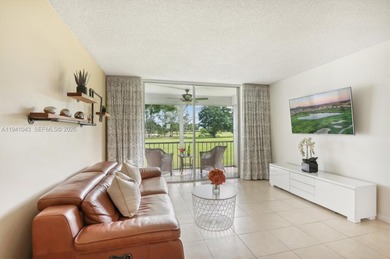 Stunning Panoramic View on the Golf !
This 2 bed / 2 bath on Hollybrook Golf and Tennis Club  in Florida - for sale on GolfHomes.com, golf home, golf lot