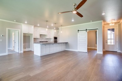 Don't miss out on this Cherry floor plan, this new construction on Pheasant Run in Oklahoma - for sale on GolfHomes.com, golf home, golf lot