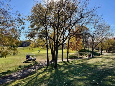 Don't want to shovel snow this winter? Then this is the perfect on Eagle Glen Golf Club in Indiana - for sale on GolfHomes.com, golf home, golf lot