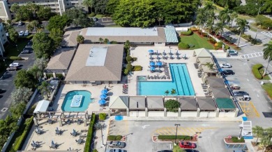 Price Reduced, Owner motivated! Beautiful Renovated 2/2 unit on on Wynmoor Golf Course in Florida - for sale on GolfHomes.com, golf home, golf lot