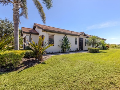 This meticulously maintained, WCI-built residence nestled in the on Sarasota National Golf Club in Florida - for sale on GolfHomes.com, golf home, golf lot