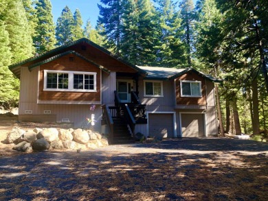 Cute and clean would describe this home located in the Lake on Lake Almanor Country Club in California - for sale on GolfHomes.com, golf home, golf lot