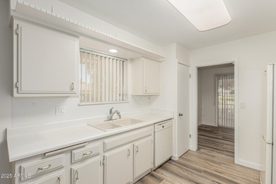 Fully updated Sun City home offering 3 bedrooms, 2 baths, and 1 on Sun City Lakes West and East in Arizona - for sale on GolfHomes.com, golf home, golf lot