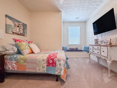 Fantastic opportunity to own this 3 bedroom/2bath condo not far on Bay Creek Golf Club in Virginia - for sale on GolfHomes.com, golf home, golf lot