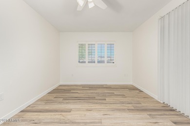 Fully updated Sun City home offering 3 bedrooms, 2 baths, and 1 on Sun City Lakes West and East in Arizona - for sale on GolfHomes.com, golf home, golf lot