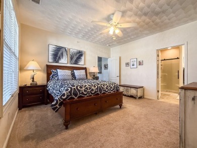 Fantastic opportunity to own this 3 bedroom/2bath condo not far on Bay Creek Golf Club in Virginia - for sale on GolfHomes.com, golf home, golf lot