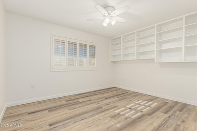 Fully updated Sun City home offering 3 bedrooms, 2 baths, and 1 on Sun City Lakes West and East in Arizona - for sale on GolfHomes.com, golf home, golf lot