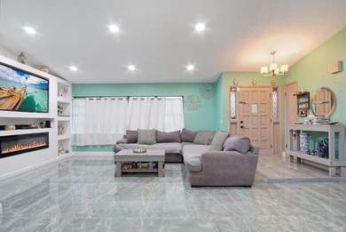 Beautifully maintained 3-bedroom, 2-bathroom home located in the on The Saints At Port St Lucie Golf Course in Florida - for sale on GolfHomes.com, golf home, golf lot