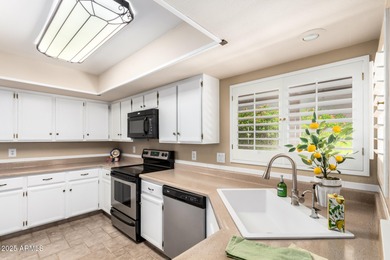 Discover the charm of active adult living in the beautiful on Cottonwood Country Club in Arizona - for sale on GolfHomes.com, golf home, golf lot