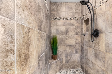 Discover the charm of active adult living in the beautiful on Cottonwood Country Club in Arizona - for sale on GolfHomes.com, golf home, golf lot