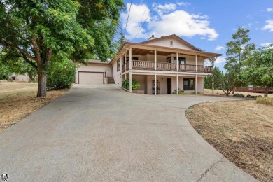 Spacious and Inviting Mountain Home Retreat near beaches and on Pine Mountain Lake Country Club in California - for sale on GolfHomes.com, golf home, golf lot