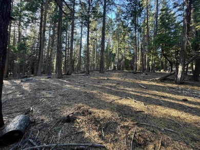 Fantastic half acre lot located within the Lake Almanor Country on Lake Almanor Country Club in California - for sale on GolfHomes.com, golf home, golf lot