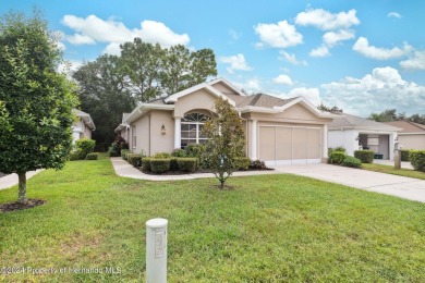 Easy, breezy Florida living? You betcha! This lovely Silverthorn on Silverthorn Country Club in Florida - for sale on GolfHomes.com, golf home, golf lot