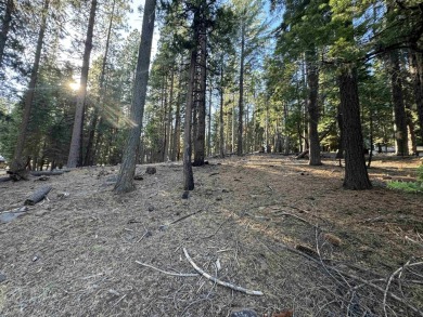 Fantastic half acre lot located within the Lake Almanor Country on Lake Almanor Country Club in California - for sale on GolfHomes.com, golf home, golf lot