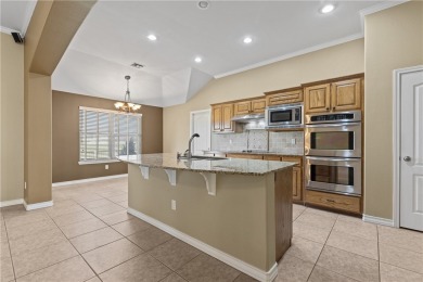 WOW! REDUCED! THIS IS AN AMAZING DEAL! 4 BEDS 2 BATHS PLUS A on Northshore Country Club in Texas - for sale on GolfHomes.com, golf home, golf lot