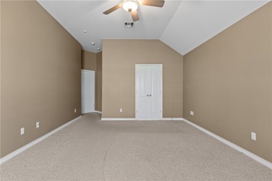 WOW! REDUCED! THIS IS AN AMAZING DEAL! 4 BEDS 2 BATHS PLUS A on Northshore Country Club in Texas - for sale on GolfHomes.com, golf home, golf lot