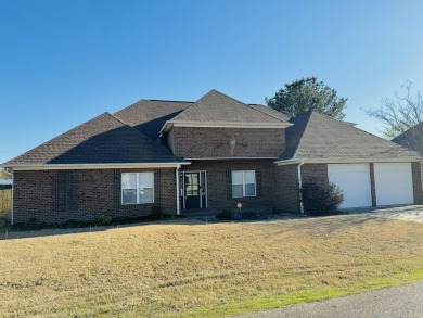 Welcome to your dream home! This spacious 4 bedroom, 3.5 bath on Big Oaks Golf Club in Mississippi - for sale on GolfHomes.com, golf home, golf lot