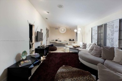 UNIQUE SINGLE FAMILY HOME 4 BEDROOMS/3.5 BATHROOMS IN PALM AIRE on Oaks Country Club in Florida - for sale on GolfHomes.com, golf home, golf lot