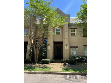 This 2 bed, 2.5 bath upstairs condominium is overlooking the on Old Waverly Golf Club, Inc. in Mississippi - for sale on GolfHomes.com, golf home, golf lot