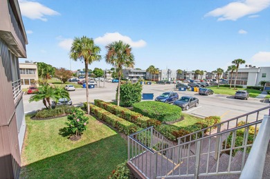 Kings Point - 2 Bedroom, 2 Bath Condo with Golf & Water on Kings Point Golf -Flanders Way in Florida - for sale on GolfHomes.com, golf home, golf lot