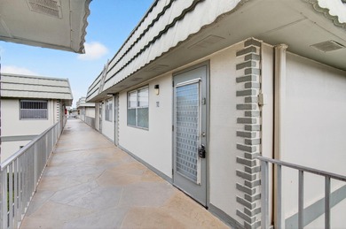 Kings Point - Bright & Airy 1 Bedroom, 1.5 Bath Condo Near on Kings Point Golf -Flanders Way in Florida - for sale on GolfHomes.com, golf home, golf lot