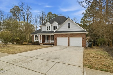 Golf Course View, Community Pool - 3 bedroom, 2.5 bath home with on The Neuse Golf Club in North Carolina - for sale on GolfHomes.com, golf home, golf lot