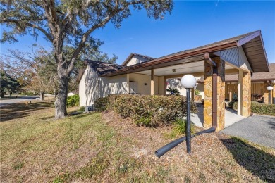 Unique Cottage End-Unit Condo that is beautifully furnished with on Citrus Hills Golf Club in Florida - for sale on GolfHomes.com, golf home, golf lot