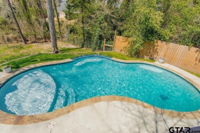 PRICED BELOW APPRAISAL VALUE! SELLER TO PAY HIDEAWAY INITIATION on Hide-A-Way Lake Golf Course in Texas - for sale on GolfHomes.com, golf home, golf lot