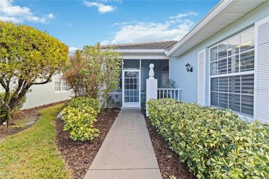 LAKE VIEWS-Discover the perfect blend of comfort and convenience on Plantation Golf and Country Club in Florida - for sale on GolfHomes.com, golf home, golf lot