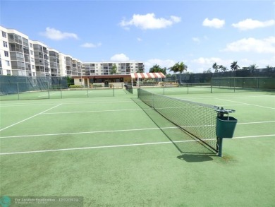 Full Two Bedroom With Par 3 Golf Course And Water on Hollybrook Golf and Tennis Club  in Florida - for sale on GolfHomes.com, golf home, golf lot