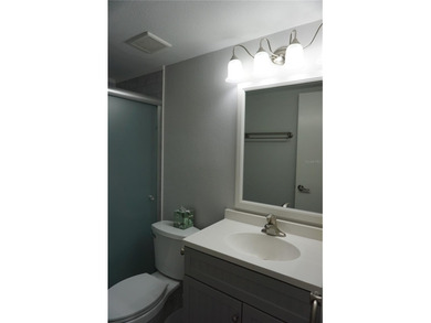 Beautifully furnished ground floor 2 bed / 2 bath Condo located on Isla Del Sol Yacht and Country Club in Florida - for sale on GolfHomes.com, golf home, golf lot