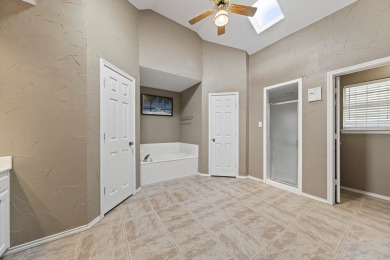 Spacious 4 bed, 3 bath, 3,134 sqft home tucked in a quiet on Green Tree Country Club in Texas - for sale on GolfHomes.com, golf home, golf lot