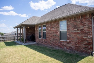 Discover the perfect practicality in this exquisite home located on Crimson Creek Golf Club in Oklahoma - for sale on GolfHomes.com, golf home, golf lot