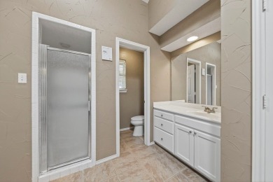Spacious 4 bed, 3 bath, 3,134 sqft home tucked in a quiet on Green Tree Country Club in Texas - for sale on GolfHomes.com, golf home, golf lot