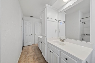 Spacious 4 bed, 3 bath, 3,134 sqft home tucked in a quiet on Green Tree Country Club in Texas - for sale on GolfHomes.com, golf home, golf lot