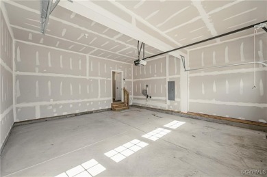 ***HUGE MOTHER-IN-LAW (MIL) SUITE!!!***  
(Total square footage on The Westham Golf Club At Magnolia Green in Virginia - for sale on GolfHomes.com, golf home, golf lot