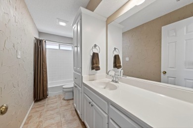 Spacious 4 bed, 3 bath, 3,134 sqft home tucked in a quiet on Green Tree Country Club in Texas - for sale on GolfHomes.com, golf home, golf lot
