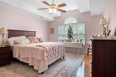 This well-maintained 4-bedroom, 3.5-bathroom home is located in on Bellevue Golf and Country Club in Kansas - for sale on GolfHomes.com, golf home, golf lot