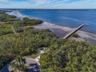 Welcome to this updated end unit Villa in the desirable on Terra Ceia Golf and Country Club in Florida - for sale on GolfHomes.com, golf home, golf lot