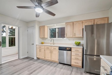 Welcome to easy living in this beautifully updated ground-floor on Creve Coeur Golf Course in Missouri - for sale on GolfHomes.com, golf home, golf lot