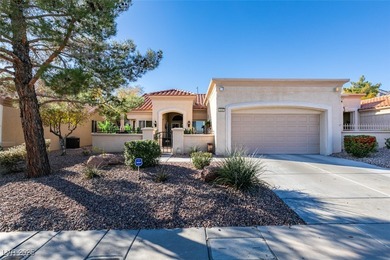 Charming 2-Bedroom Townhouse in Sun City Summerlin! Bright and on Eagle Crest Golf Club in Nevada - for sale on GolfHomes.com, golf home, golf lot