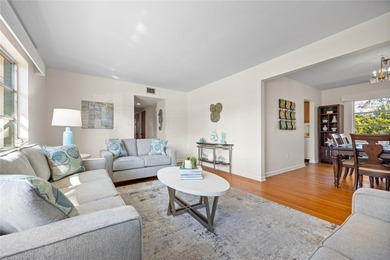 Step back in time and fall in love with this vintage Dunedin on The Dunedin Country Club in Florida - for sale on GolfHomes.com, golf home, golf lot