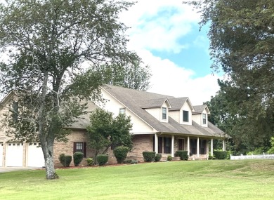 Discover the perfect blend of elegance & comfort in this on Russellville Country Club in Arkansas - for sale on GolfHomes.com, golf home, golf lot