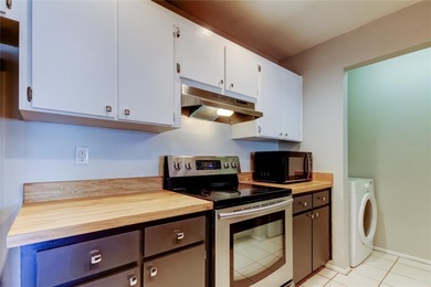 Under contract-accepting backup offers. One or more photo(s) has on Cove Cay Country Club in Florida - for sale on GolfHomes.com, golf home, golf lot