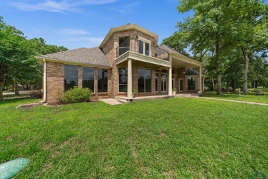 This lovely lot in Eagles Bluff is situated right on the 10th on Eagles Bluff Golf Course in Texas - for sale on GolfHomes.com, golf home, golf lot