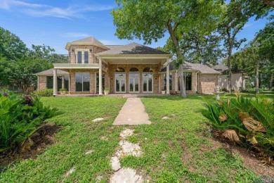 This lovely lot in Eagles Bluff is situated right on the 10th on Eagles Bluff Golf Course in Texas - for sale on GolfHomes.com, golf home, golf lot