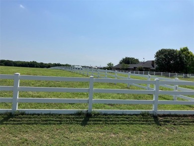 5+ amazing fenced acres! Bring your horse! Single Family Home on White Bluff Resort - New Course in Texas - for sale on GolfHomes.com, golf home, golf lot