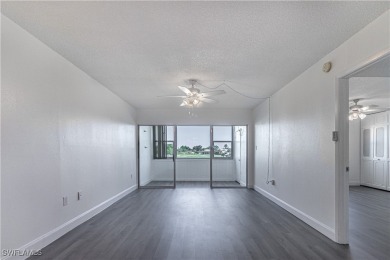 Make this condo your next home!!  This 2 bedroom, 2 bathroom on Seven Lakes Golf and Tennis Community in Florida - for sale on GolfHomes.com, golf home, golf lot