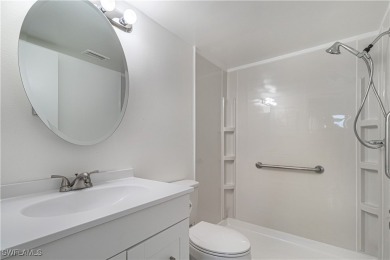 Make this condo your next home!!  This 2 bedroom, 2 bathroom on Seven Lakes Golf and Tennis Community in Florida - for sale on GolfHomes.com, golf home, golf lot